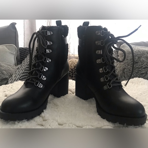 New Top Guy Pluto Faux Shearling Cuff Lug Sole Bootie - Picture 4 of 13